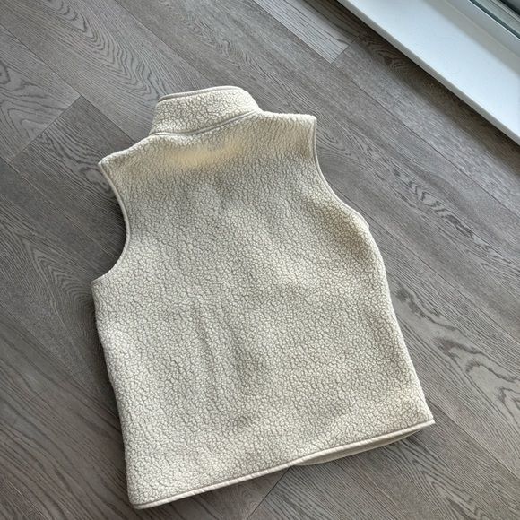 Tna
Polartec® Thermal Pro® Mockneck Vest - Picture 4 of 6